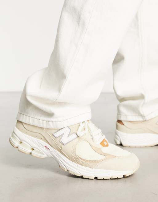 New Balance 2002 trainers in light tan | ASOS