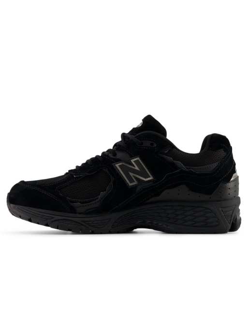 New Balance 2002 trainers with gore-tex in black