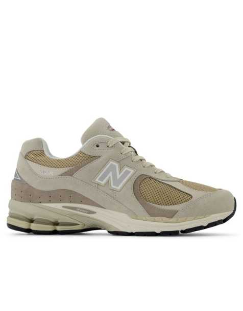 New Balance - 2002R - Sneakers in beige - view 1