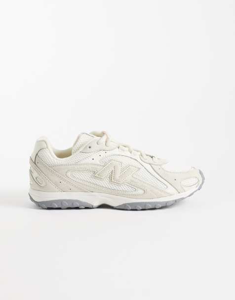 New Balance 204 l sneakers in white - view 1