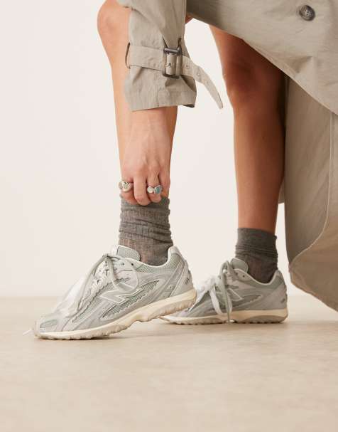 New Balance 204L scallop trainers in grey and sage green - view 1