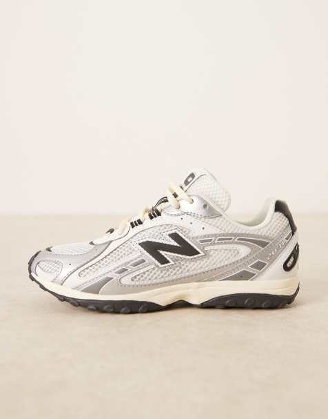 New Balance – 204L – Sneaker in Silber und Schwarz - view 1