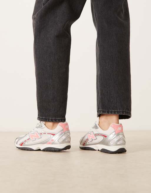 New Balance 204L sneakers in silver and black, 4 of 5