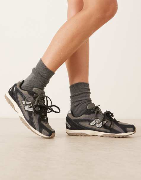 New Balance - 204L - Sneakers in zwart suède - view 1