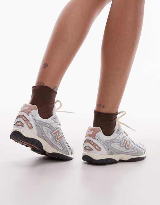 New Balance 204L unisex sneakers in white and brown, 5 of 5