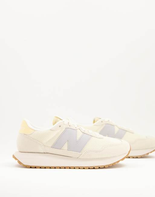 New Balance – 237 – Sneaker aus Netzstoff in Cremeweiß und Grau
