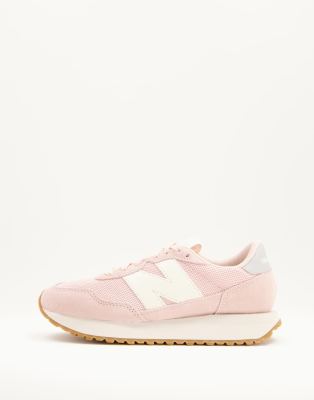 New Balance – 237 – Sneaker aus Netzstoff in Rosa und Cremeweiß | ASOS