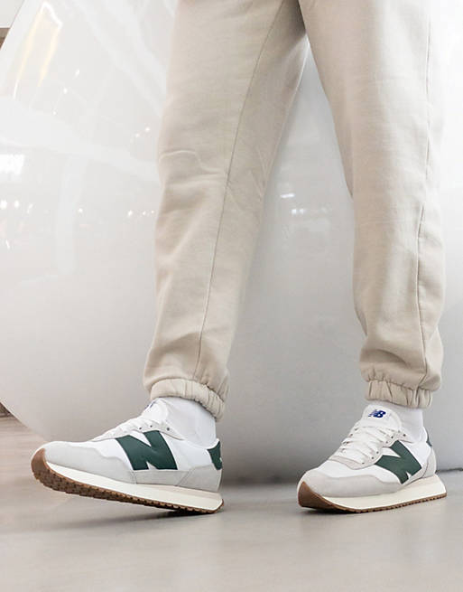 sneaker white and green