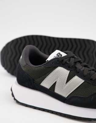 new balance black 442