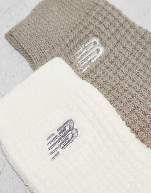 New Balance – 2er-Pack Knöchelsocken in Creme und Beige mit Waffelstruktur, 2 von 3