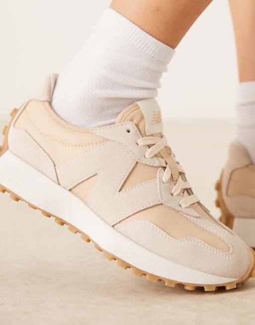New Balance 327 sneakers in beige and off-white with gumsole, 4 of 5