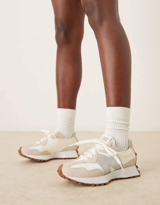 New Balance - 327 - Sneakers in gebroken wit en zilver metallic, 5 van 5