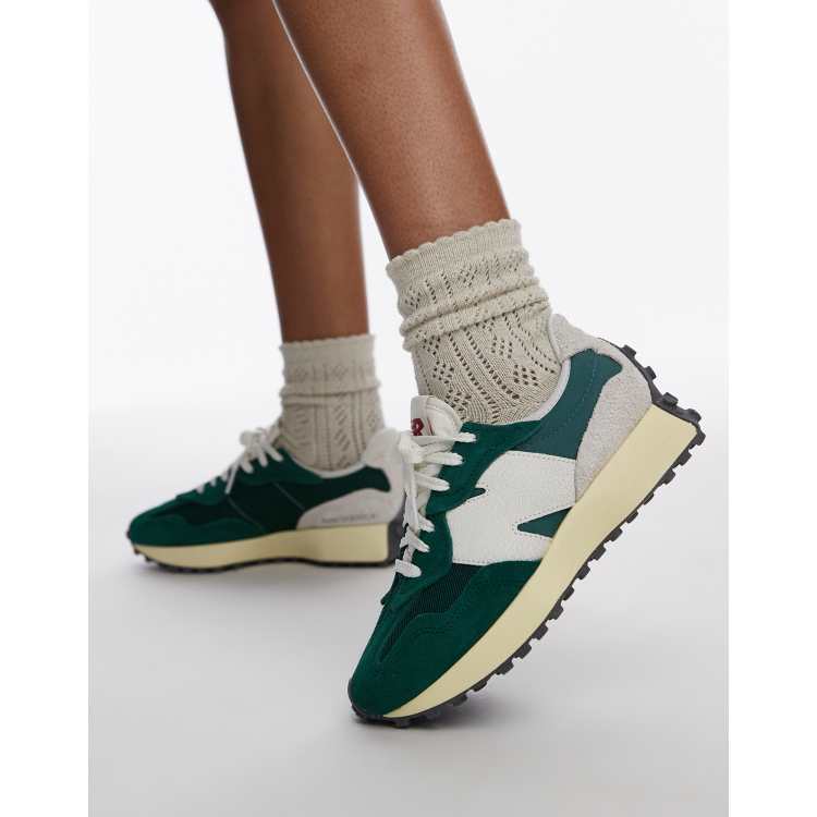 New Balance 327 sneakers in green with white detail | ASOS