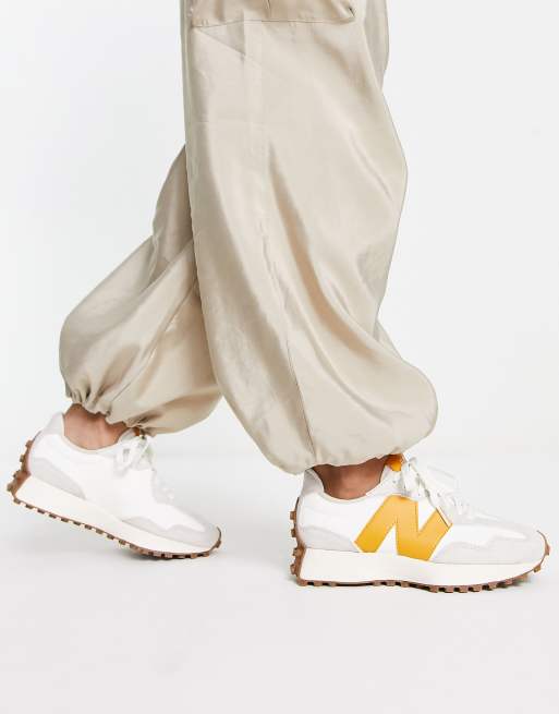 New Balance 327 trainers in off white and brown - exclusive to ASOS, ASOS