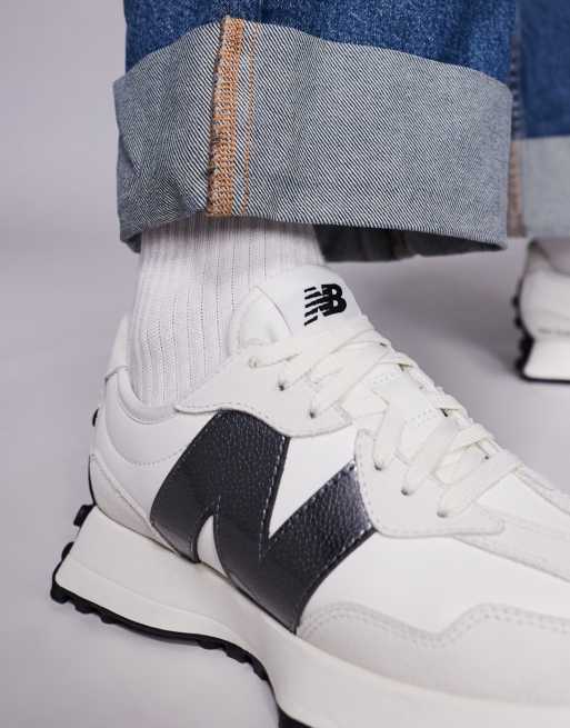 New Balance - 327 - Sneakers met logo van lakleer in wit, 3 van 5