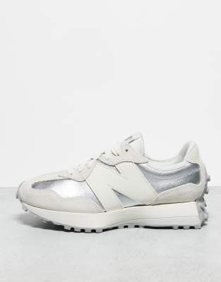 New Balance 327 Sneakers With Rubber Sole In White