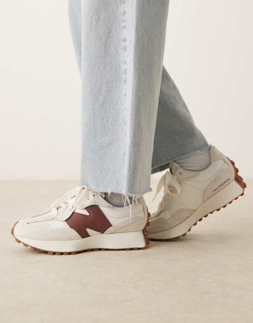 New Balance – 327 – Sneakersy w kolorze złamanej bieli i brązowym na gumowej podeszwie