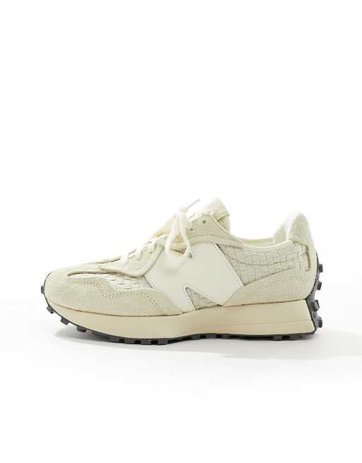 New Balance 327 trainers in neutral green, 2 of 5