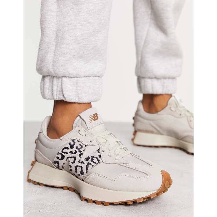 ClassicfuncenterShops New Balance Out of Bounds Hoodie 58 The New Balance 247 is a better option Housakicks trainers in white with leopard print detail