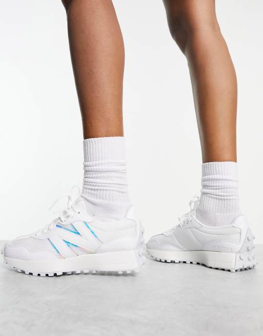 New Balance 327 trainers in white | ASOS