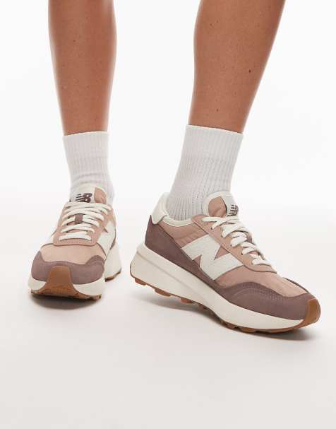 New Balance 370 - Brązowe buty sportowe - view 1
