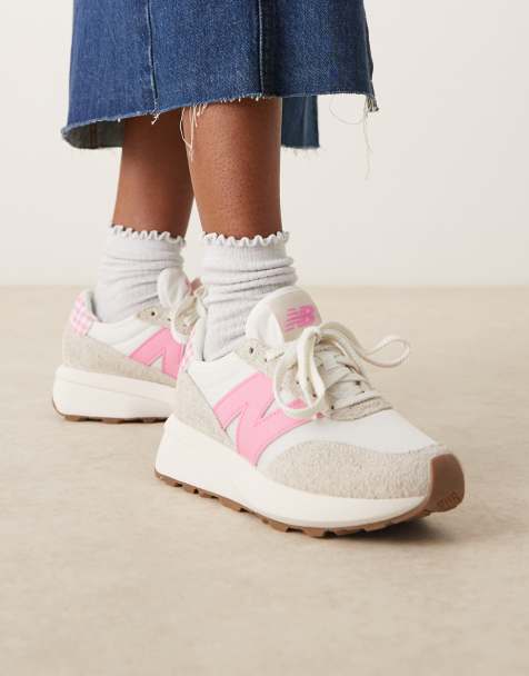 New Balance 370 sneakers in pink gingham - Exclusive to ASOS - view 1