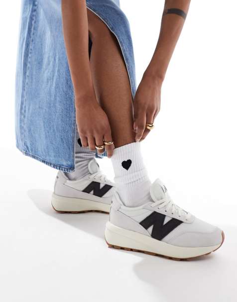 New Balance - 370 - Sneakers in zwart - view 1