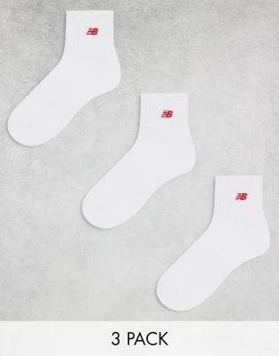 New Balance - 3er-Pack mittelhohe Socken in Weiß mit rotem Logo