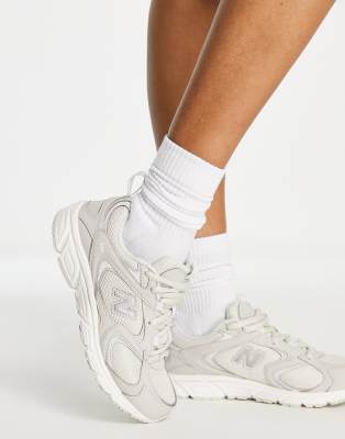 New Balance 408 trainers in beige | ASOS