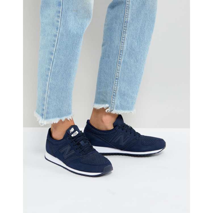 Beeldhouwwerk Zuiver statisch New Balance - 420 - Baskets en daim perforé - Bleu marine | ASOS