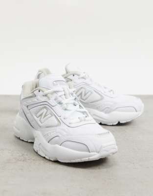 New Balance - 452 - Sneaker in Weiß/Grau