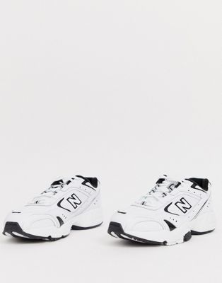 New Balance 452 trainers in white | ASOS
