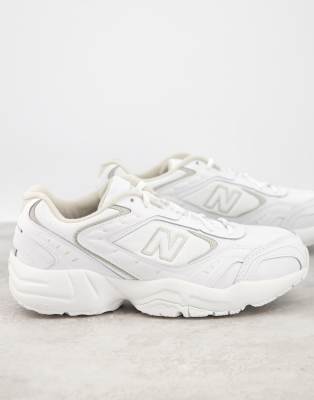 New Balance - 452 - Weiße Sneaker mit dicker Profilsohle