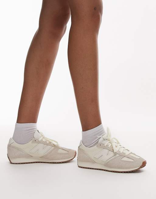 New Balance 471 gum sole sneakers in beige and white, 3 of 5