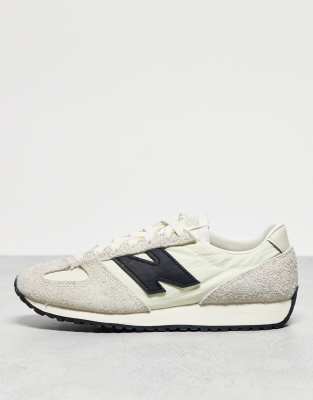 New Balance - 471 - Sneaker in Weiß und Marineblau