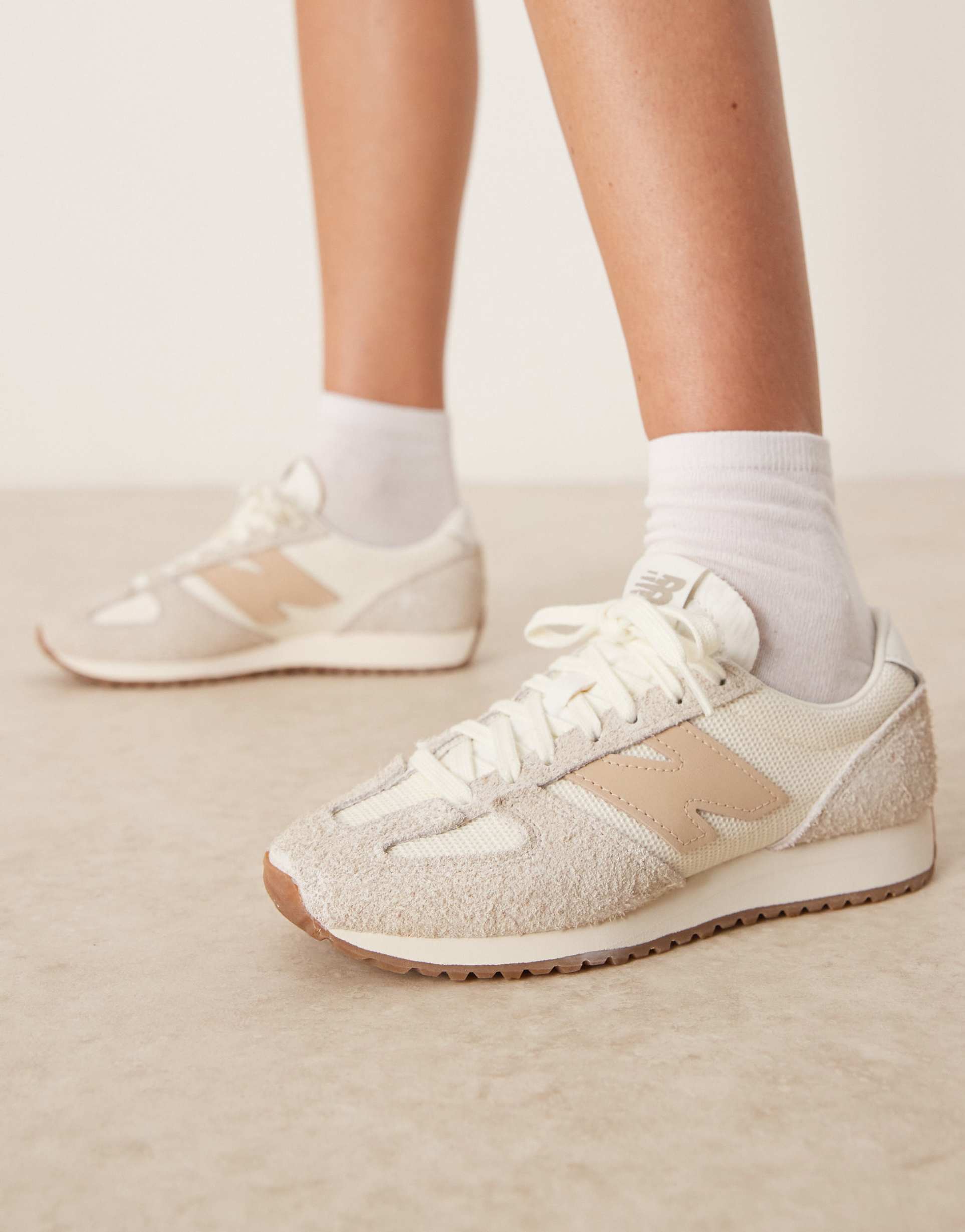 new balance 471 sneakers in off - white and taupe