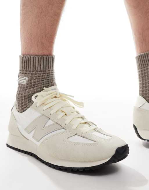 New Balance 471 unisex sneakers in white