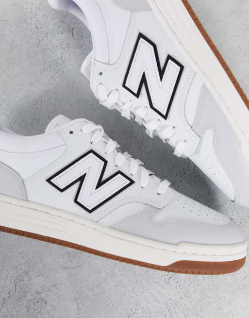 New balance deals flat sole