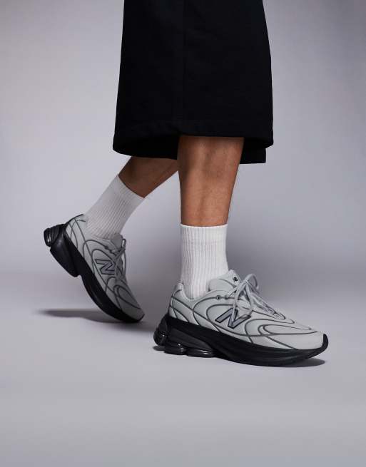 New Balance 5030 trainers in grey and black, 2 of 5
