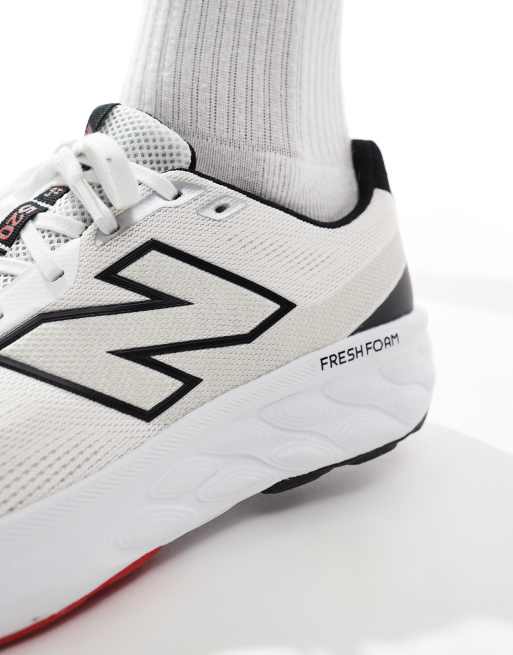 New Balance - 520 - Hardloopsneakers in wit en zwart, 5 van 5