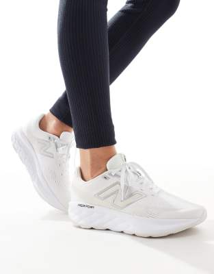 New Balance New Balance 520 running trainers in white