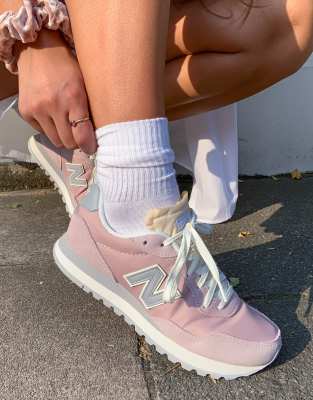 womens new balance 527