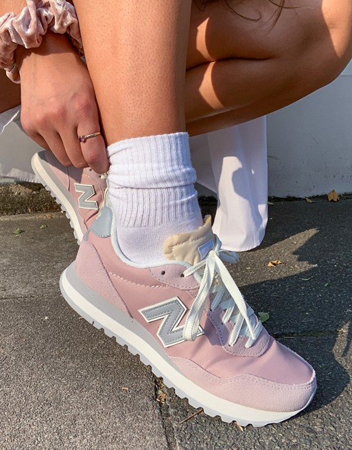 New Balance 527 trainers in pink