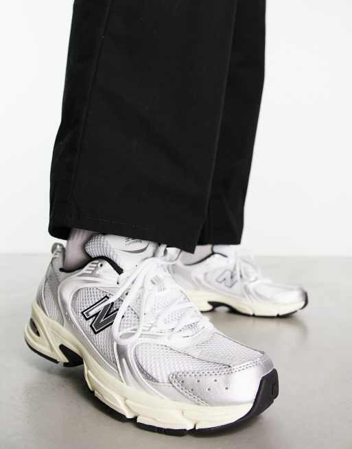 New Balance 530 Baskets Blanc et m tallis ASOS