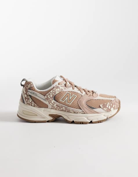 New Balance 530 deer print trainers in taupe - view 1