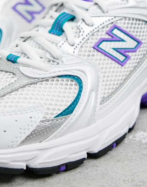 Miniatuur badge gesponsord New Balance - 530 - Mesh sneakers in wit en lila | ASOS