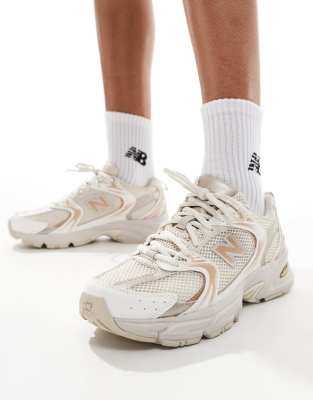 New Balance - 530 - Sneaker in Gold, exklusiv bei ASOS-Goldfarben