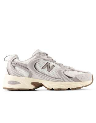 New Balance - 530 - Sneaker in Grau in Lackoptik