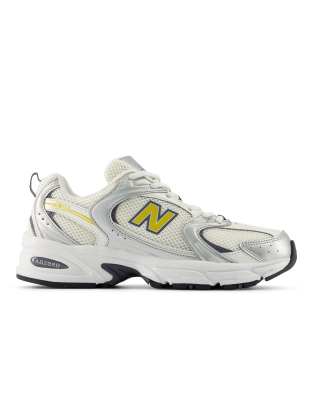 New Balance - 530 - Sneaker in Metallic-Silber-Grau