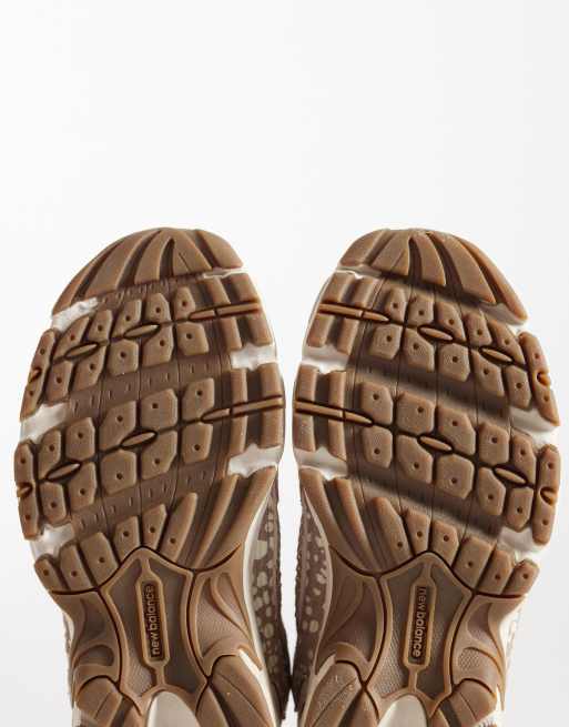 New Balance – 530 – Sneaker in Taupe mit Rehfell-Print, 5 von 5